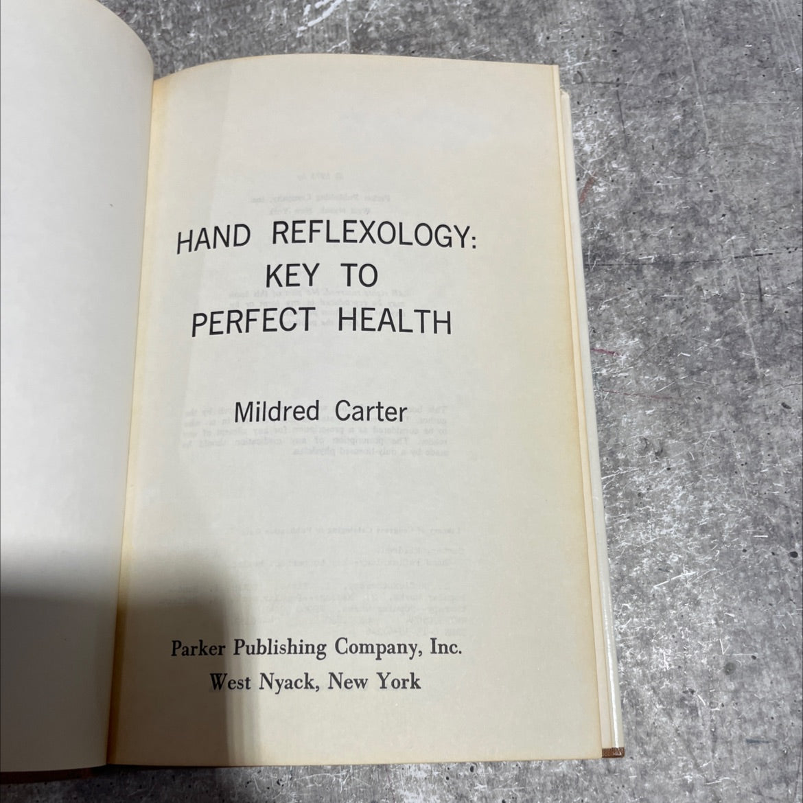 hand reflexology: key to perfect health book, by mildred carter, 1975 Hardcover image 2