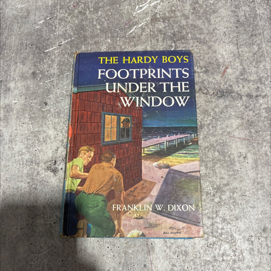hardy boys: footprints under the window book, by franklin w. dixon, 1933 Hardcover image 1