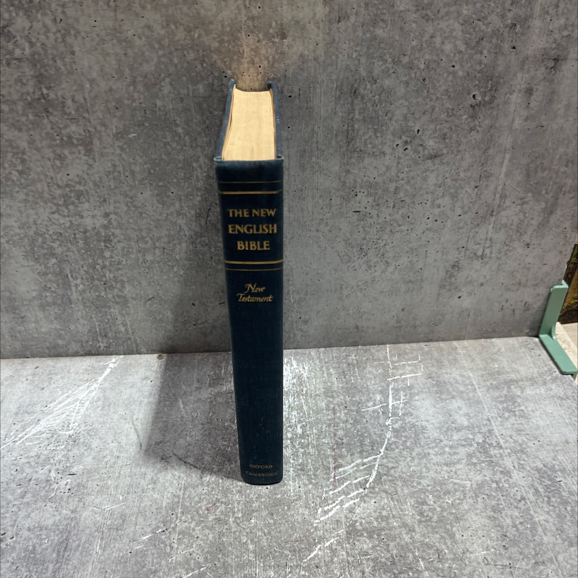 holy bible new english bible new testament book, by unknown, 1961 Hardcover image 4