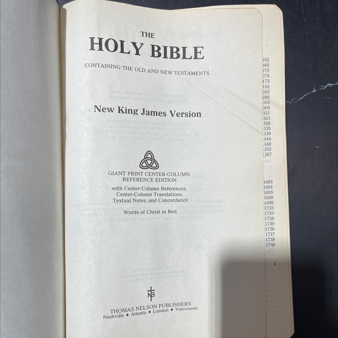 holy bible containing the old and new testaments book, by Thomas Nelson, 1994 Leather image 2