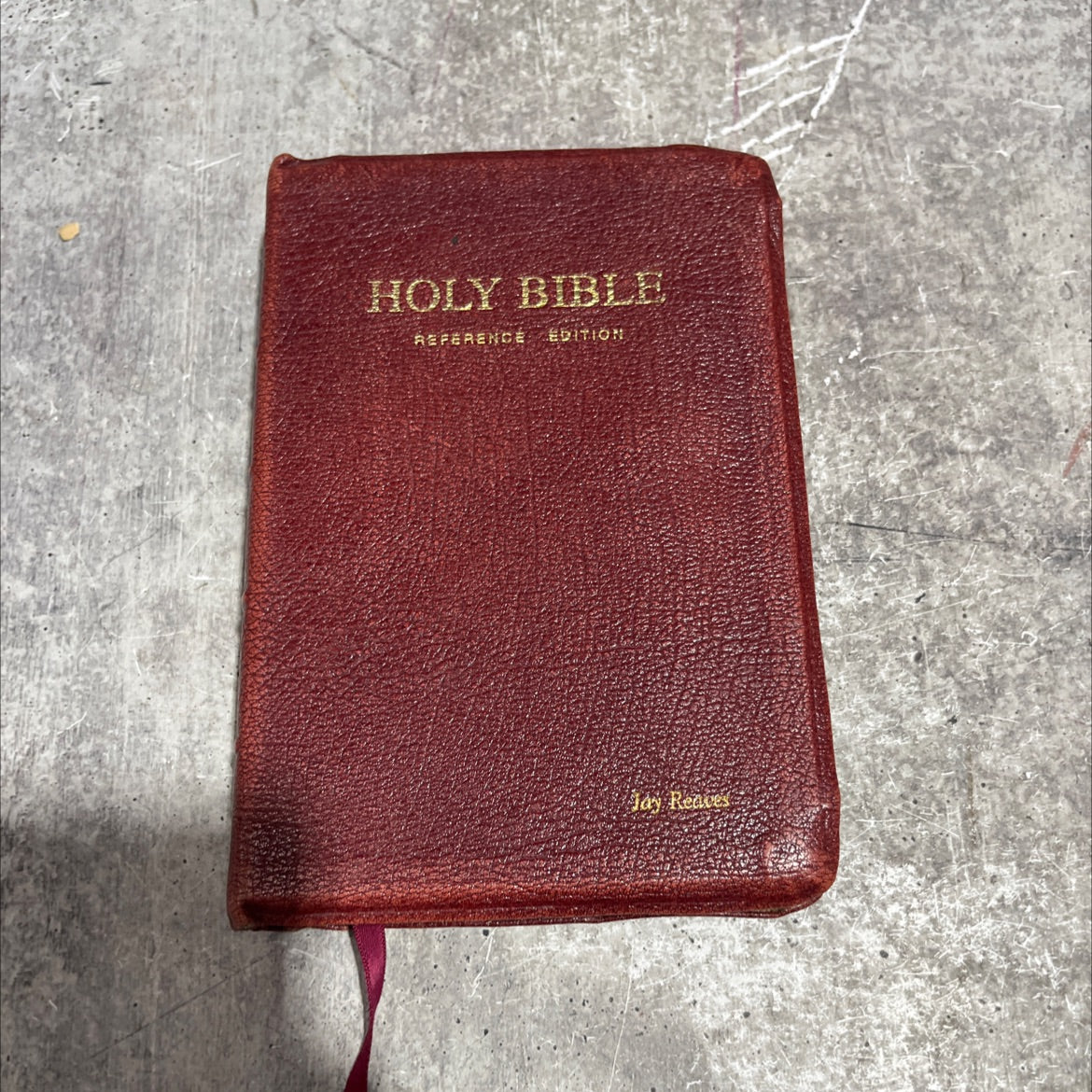 holy bible king james version book, by unknown, 1972 Leather image 1