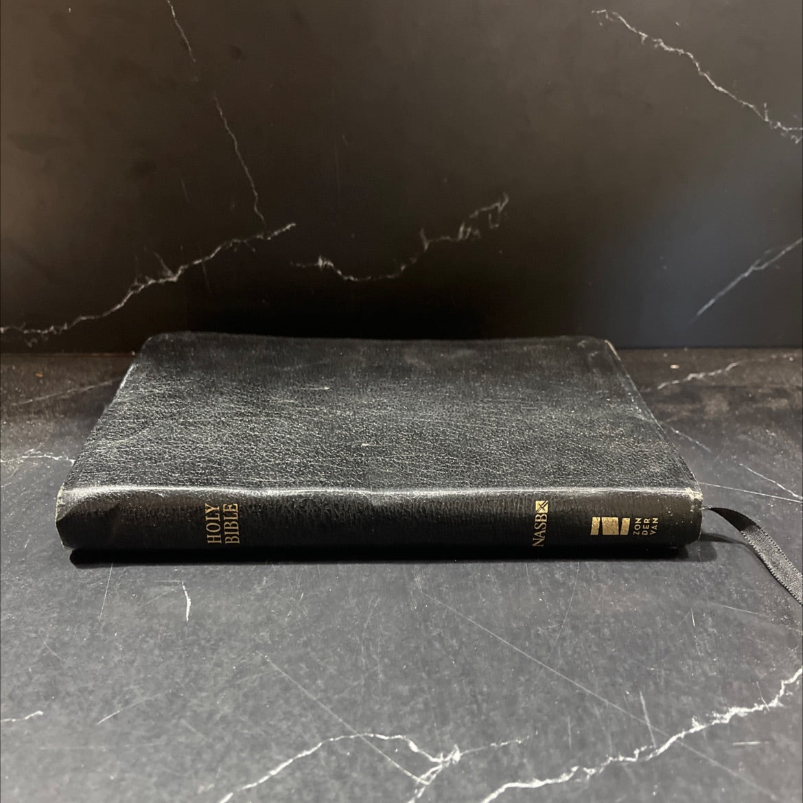 holy bible new american standard bible book, by The Lockman Foundation, 2002 Leather image 1