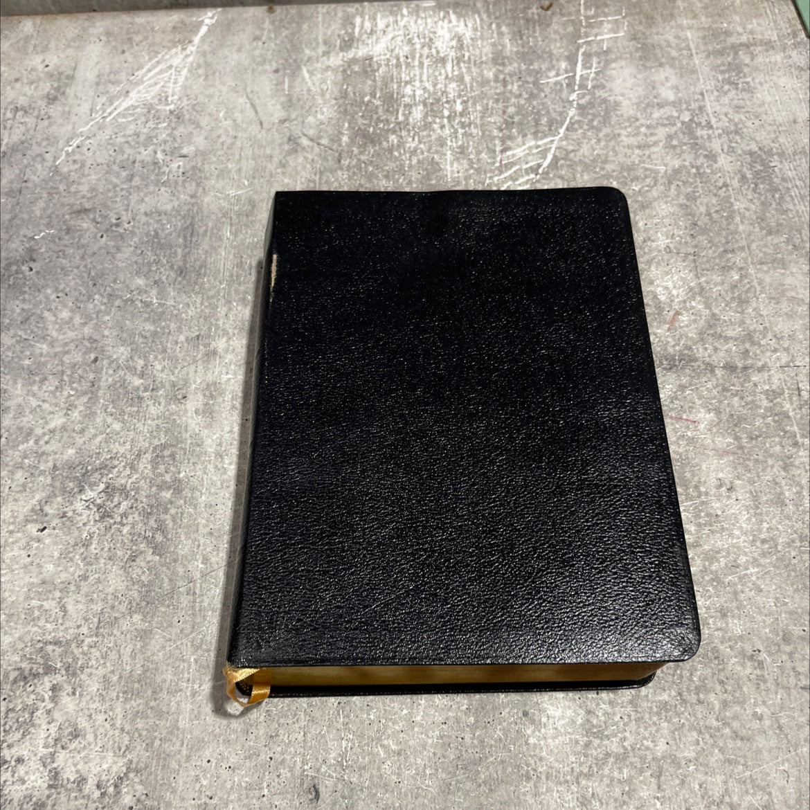 holy bible personal study edition book, by grace proziva rajon, jean marie hiesberger, 1995 Leather image 1