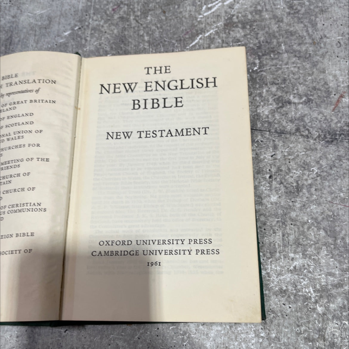 holy bible shp translation book, by representatives of great britain, 1961 Hardcover image 2