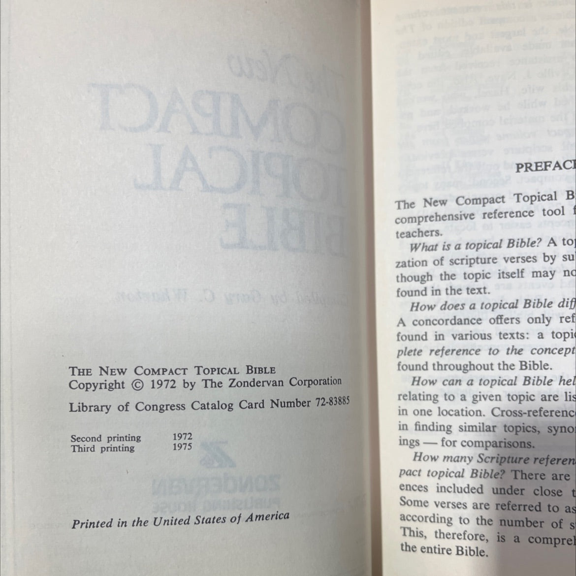 holy bible the new compact topical bible book, by Gary C. Wharton, 1975 Hardcover image 3