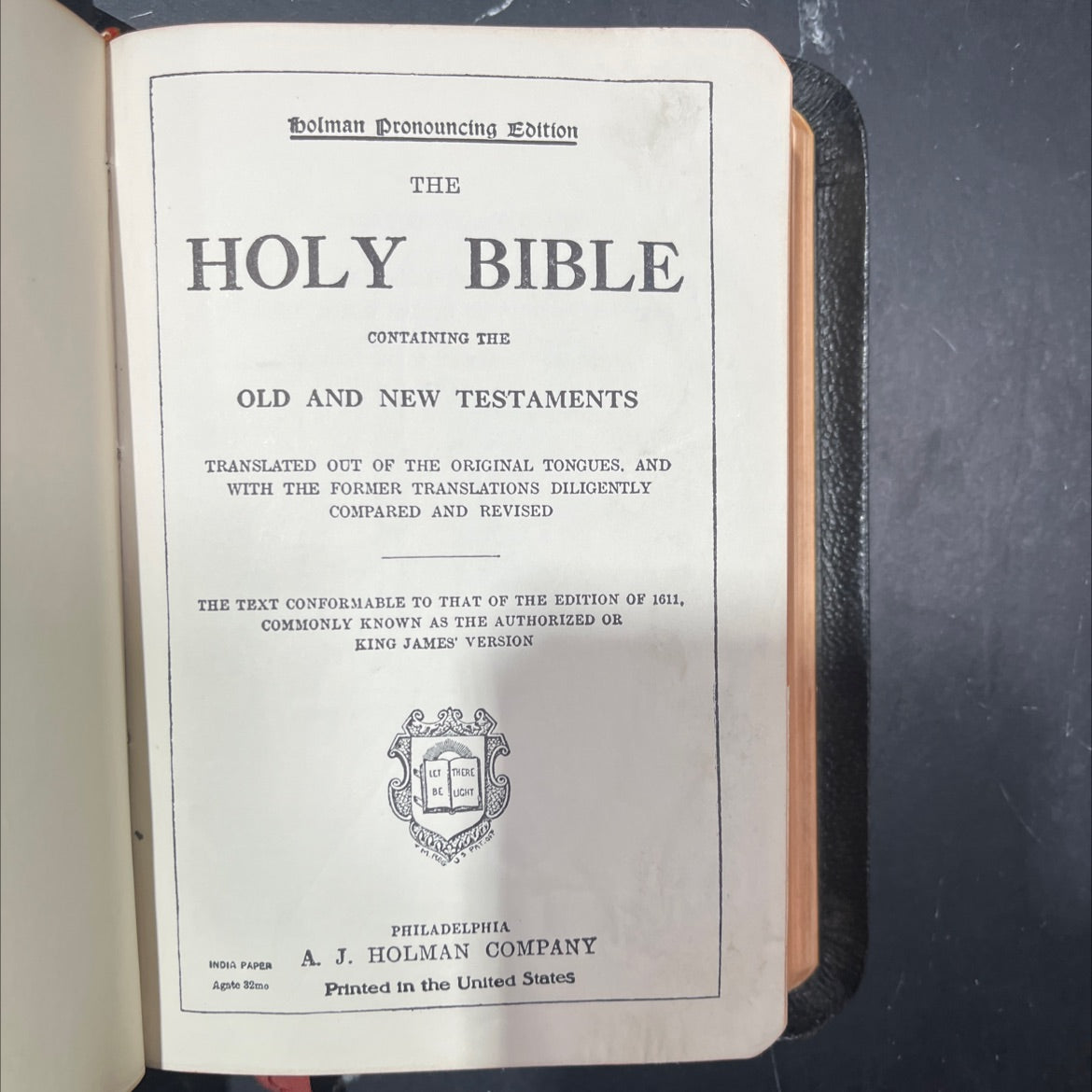 holy the bible containing the old and new testaments book, by unknown, 1970 Hardcover image 2