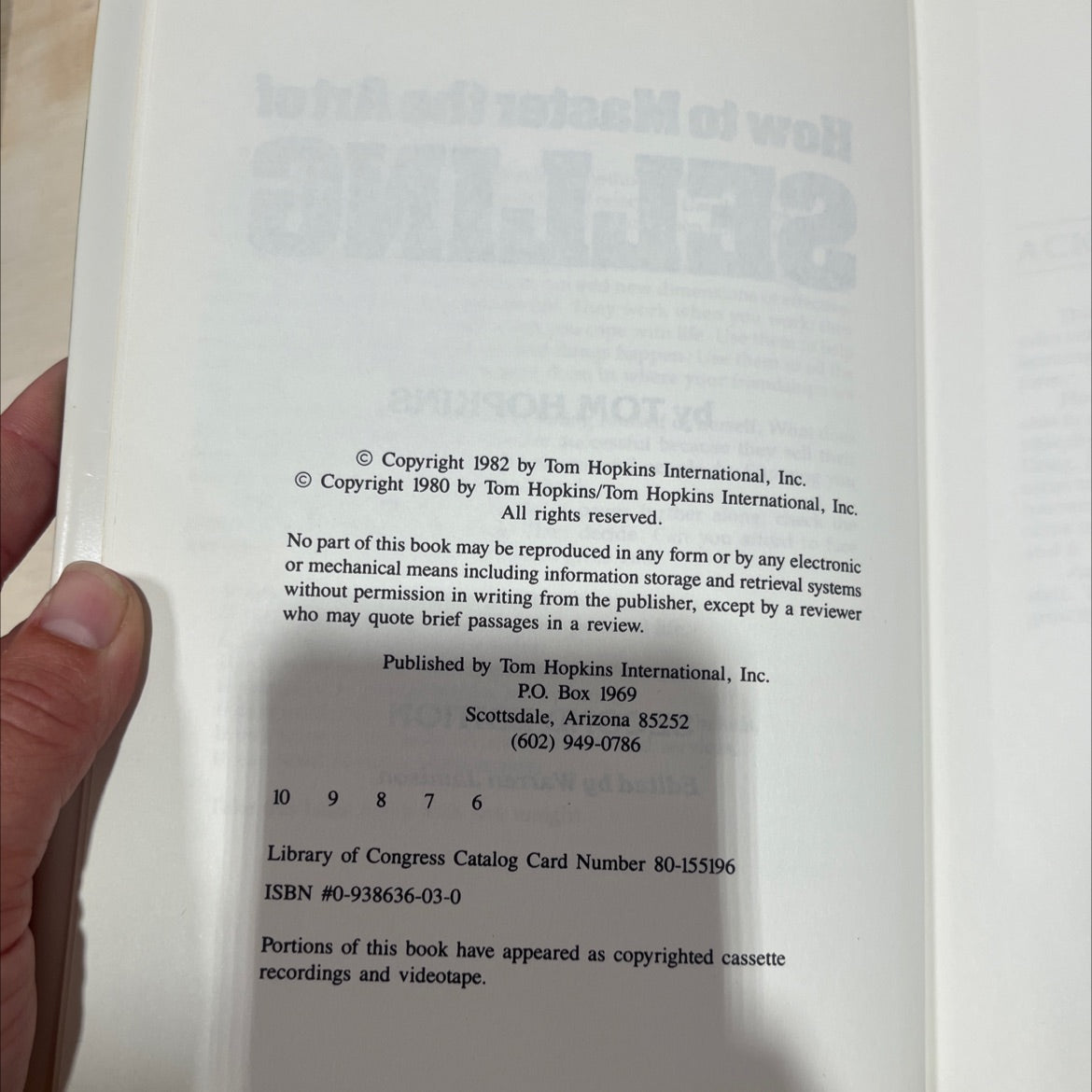 how to master the art of selling book, by tom hopkins, 1982 Hardcover image 3
