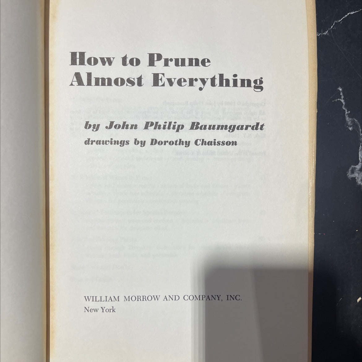 how to prune almost everything book, by john philip baumgardt, 1968 Hardcover image 2