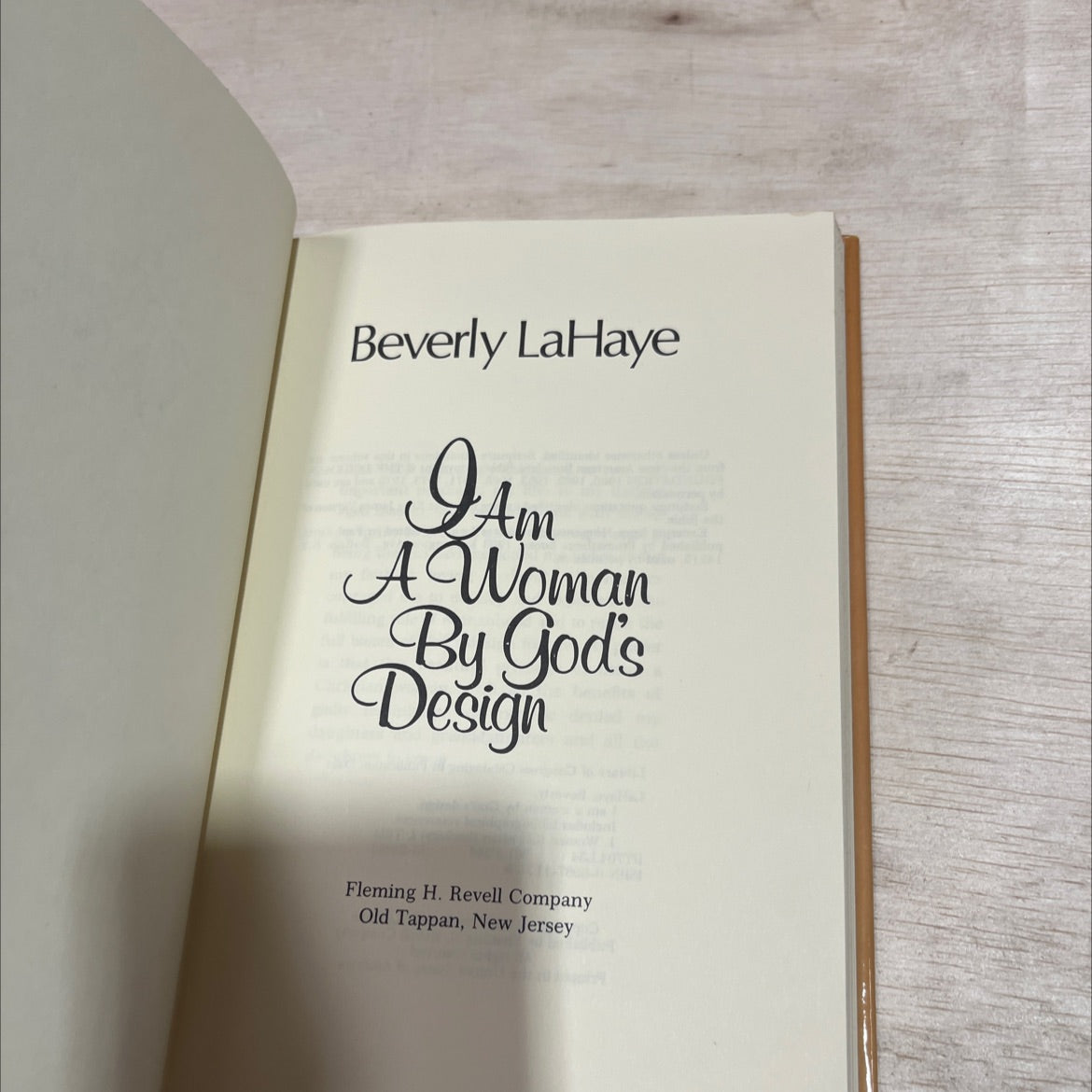 i am a woman by god's design book, by beverly lahaye, 1980 Hardcover image 2