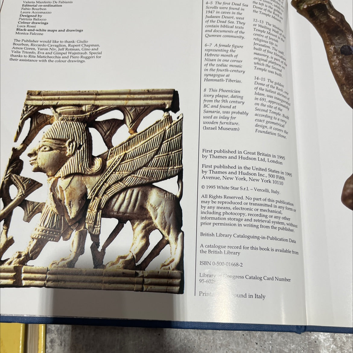 israel splendors of the holy land book, by sarah kochav, 1995 Hardcover image 3