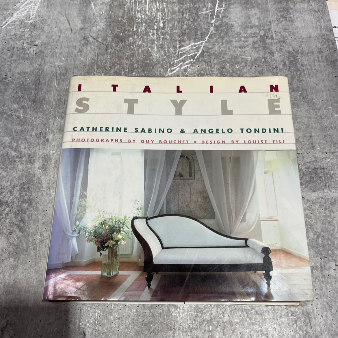 italian style book, by catherine sabino & angelo tondini, 2012 Hardcover image 1
