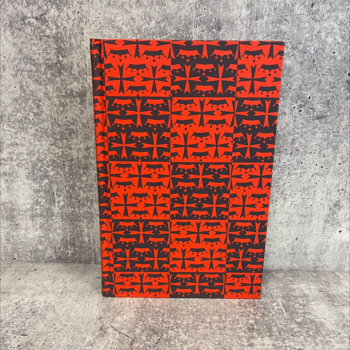 ivanhoe book, by sir walter scott, 1950 Hardcover image 1