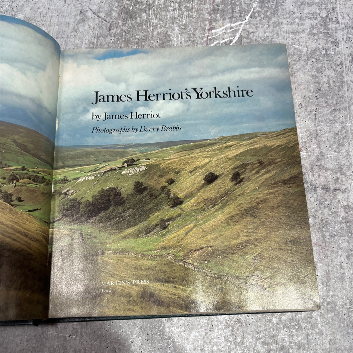 james herriot's yorkshire book, by james herriot, 1979 Hardcover image 2
