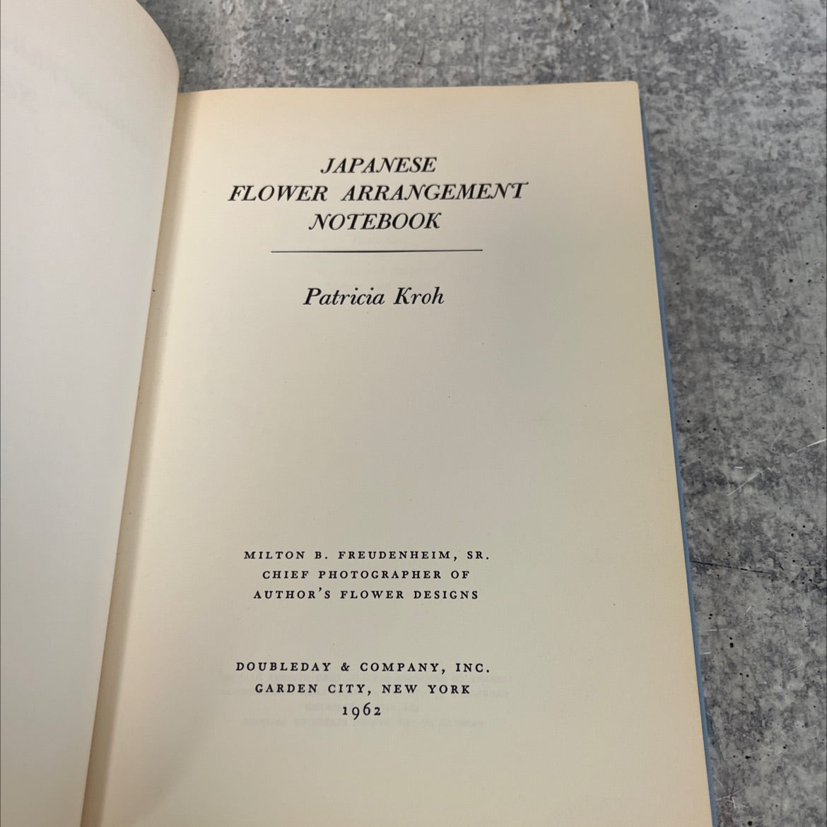 japanese flower arrangement notebook book, by patricia kroh, 1962 Hardcover image 2