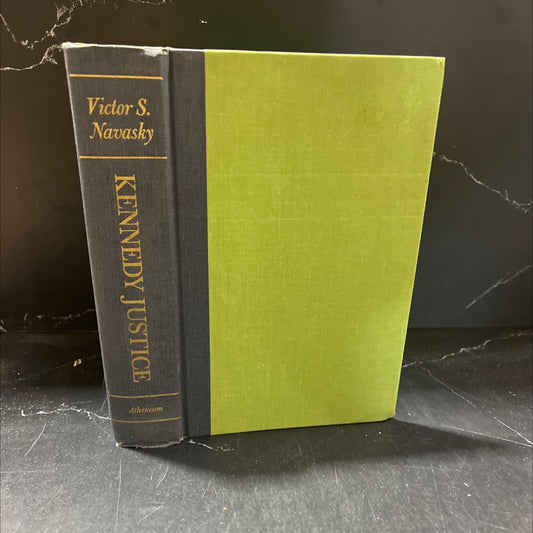 kennedy justice book, by victor s. navasky, 1971 Hardcover image 1
