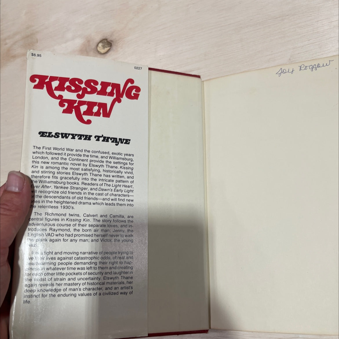 kissing kin book, by elswyth thane, 1948 Hardcover image 4