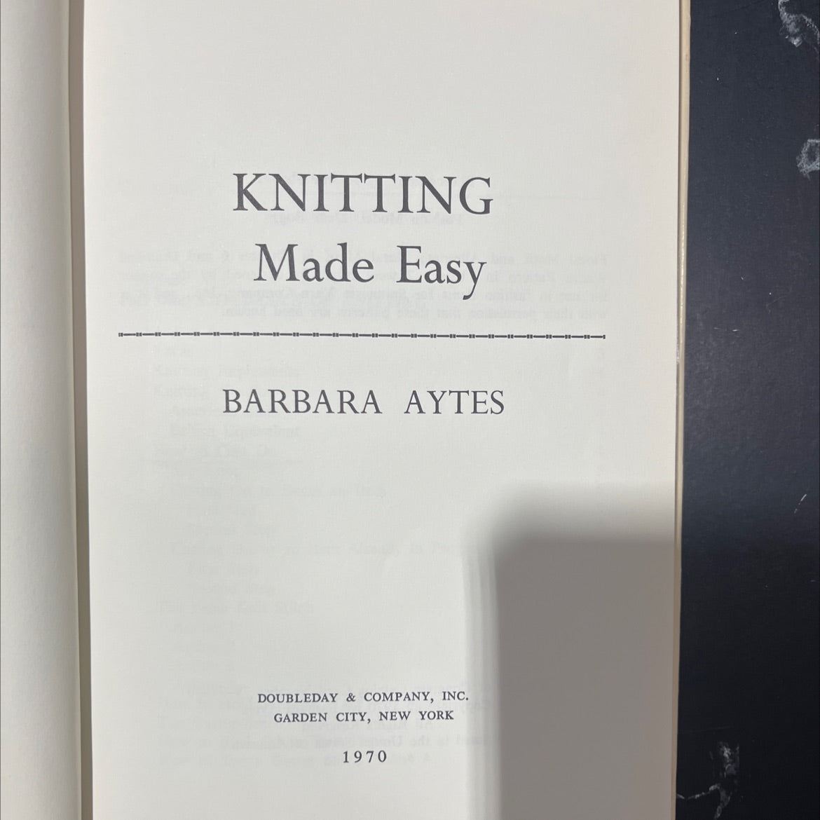knitting made easy book, by barbara aytes, 1970 Hardcover image 2