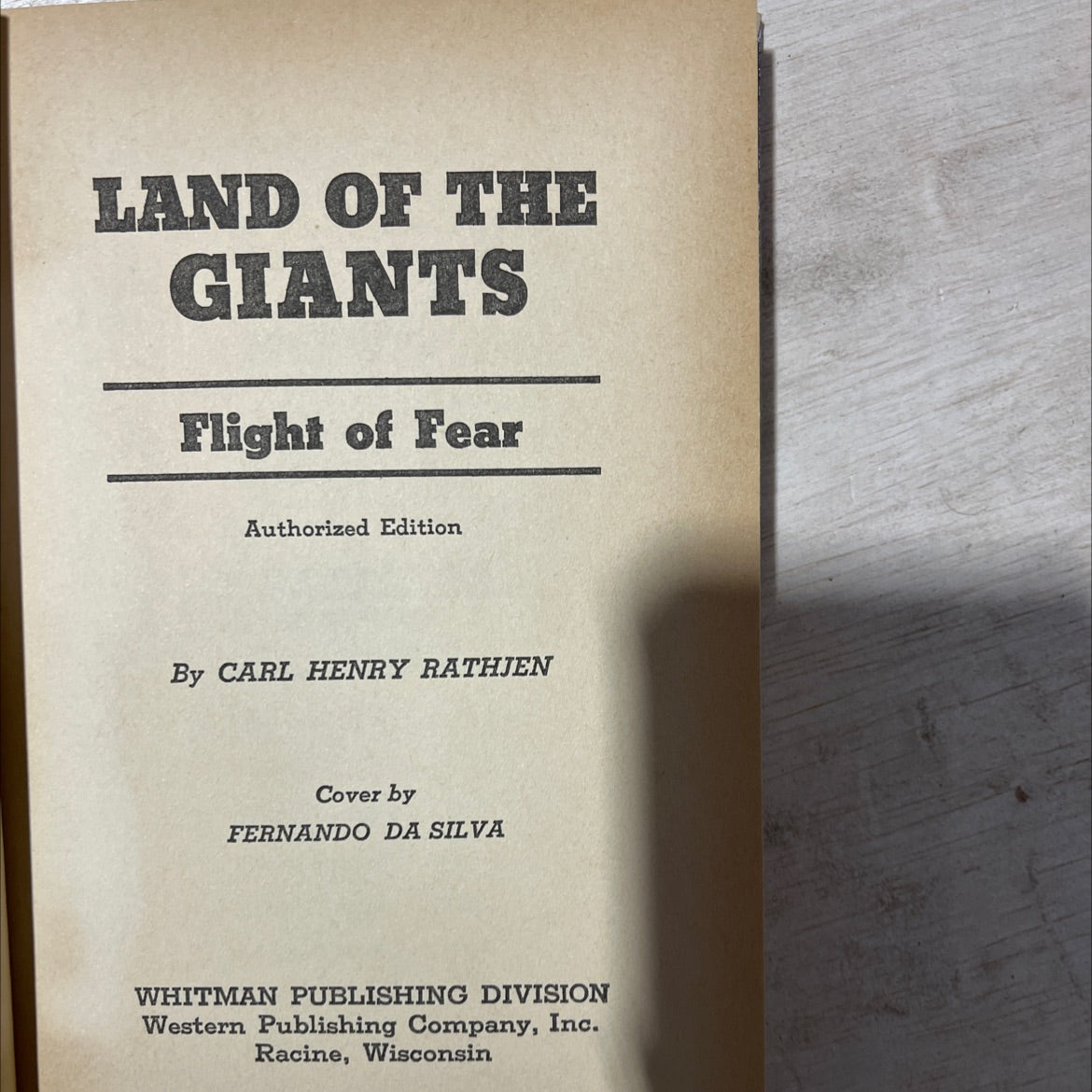 land of the giants flight of fear authorized edition book, by carl henry rathjen, 1969 Hardcover image 2