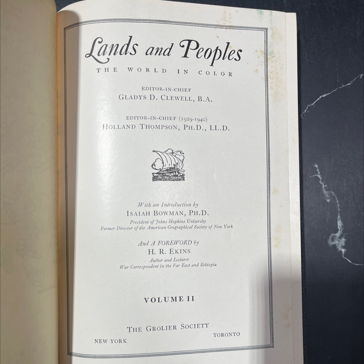 lands and peoples the world in color book, by gladys d. clewell, holland thompson, 1949 Hardcover image 2