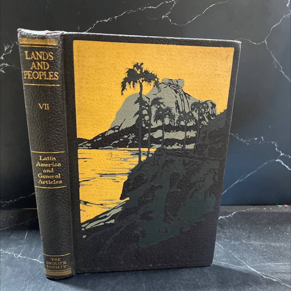 lands and peoples the world in color book, by gladys d. clewell, holland thompson, 1949 Hardcover image 1
