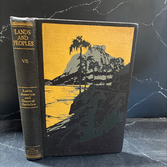 lands and peoples the world in color book, by gladys d. clewell, holland thompson, 1949 Hardcover image 1