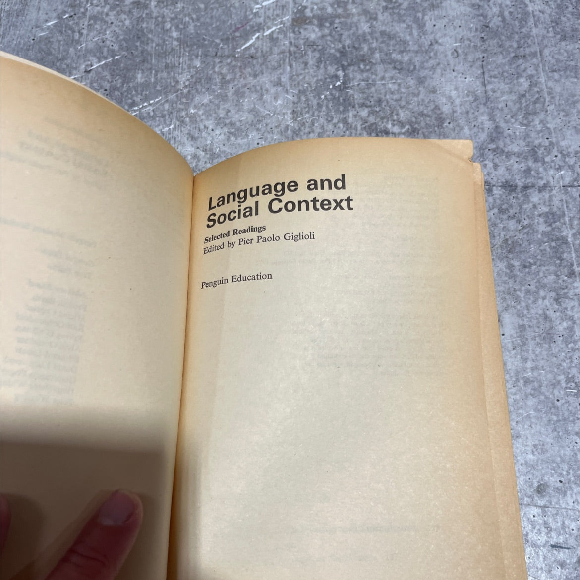 language and social context selected readings book, by pier paolo giglioli, 1973 Paperback image 2