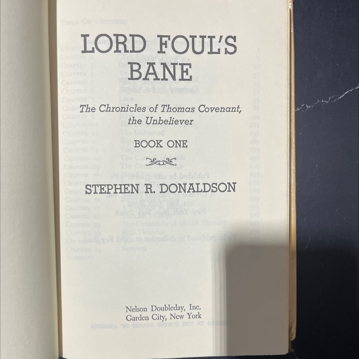 lord foul's bane book, by stephen r. donaldson, 1977 Hardcover image 2