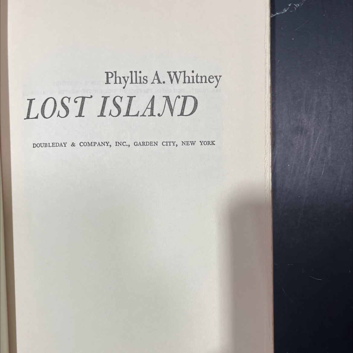 lost island book, by phyllis a. whitney, 1970 Hardcover image 2