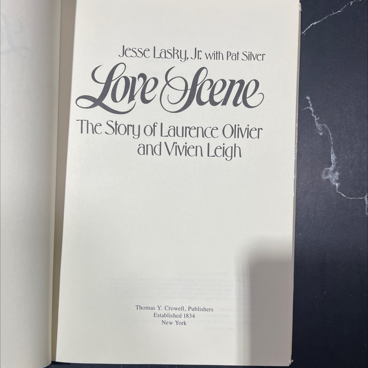 love scene the story of laurence olivier and vivien leigh book, by jesse lasky, jr. with pat silver, 1978 Hardcover image 2
