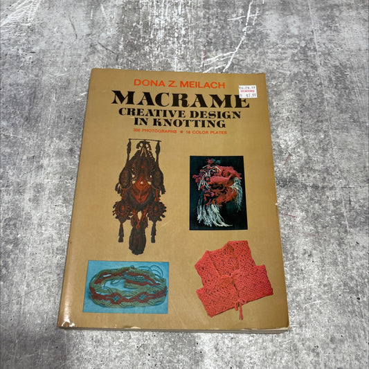 macramé creative design in knotting book, by dona z. meilach, 1979 Paperback image 1