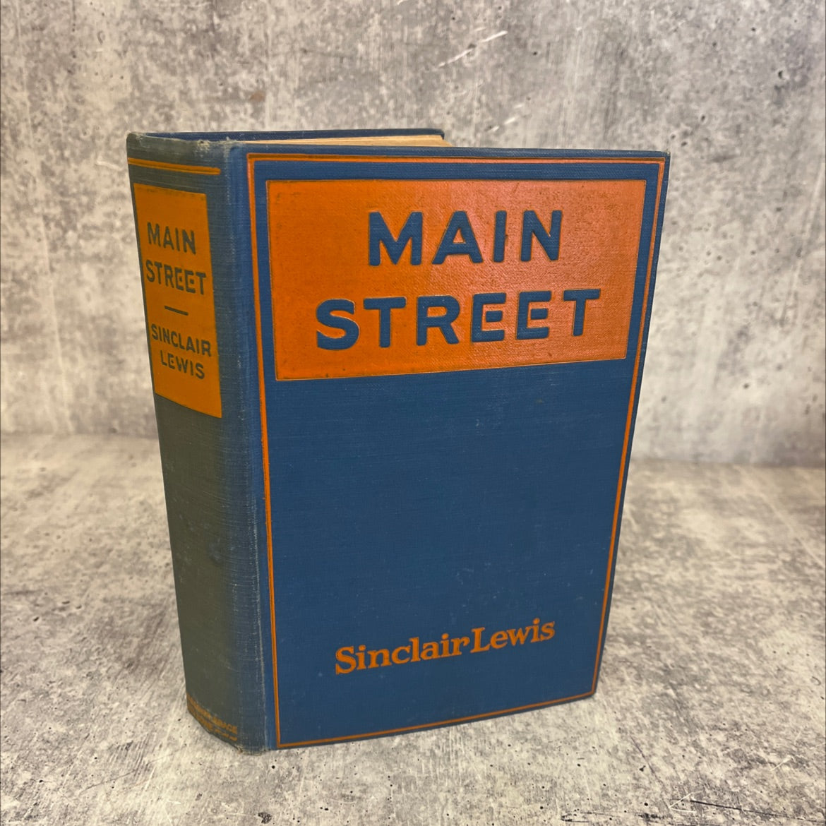 main street the story of carol kennicott book, by sinclair lewis, 1920 Hardcover, Antique image 1