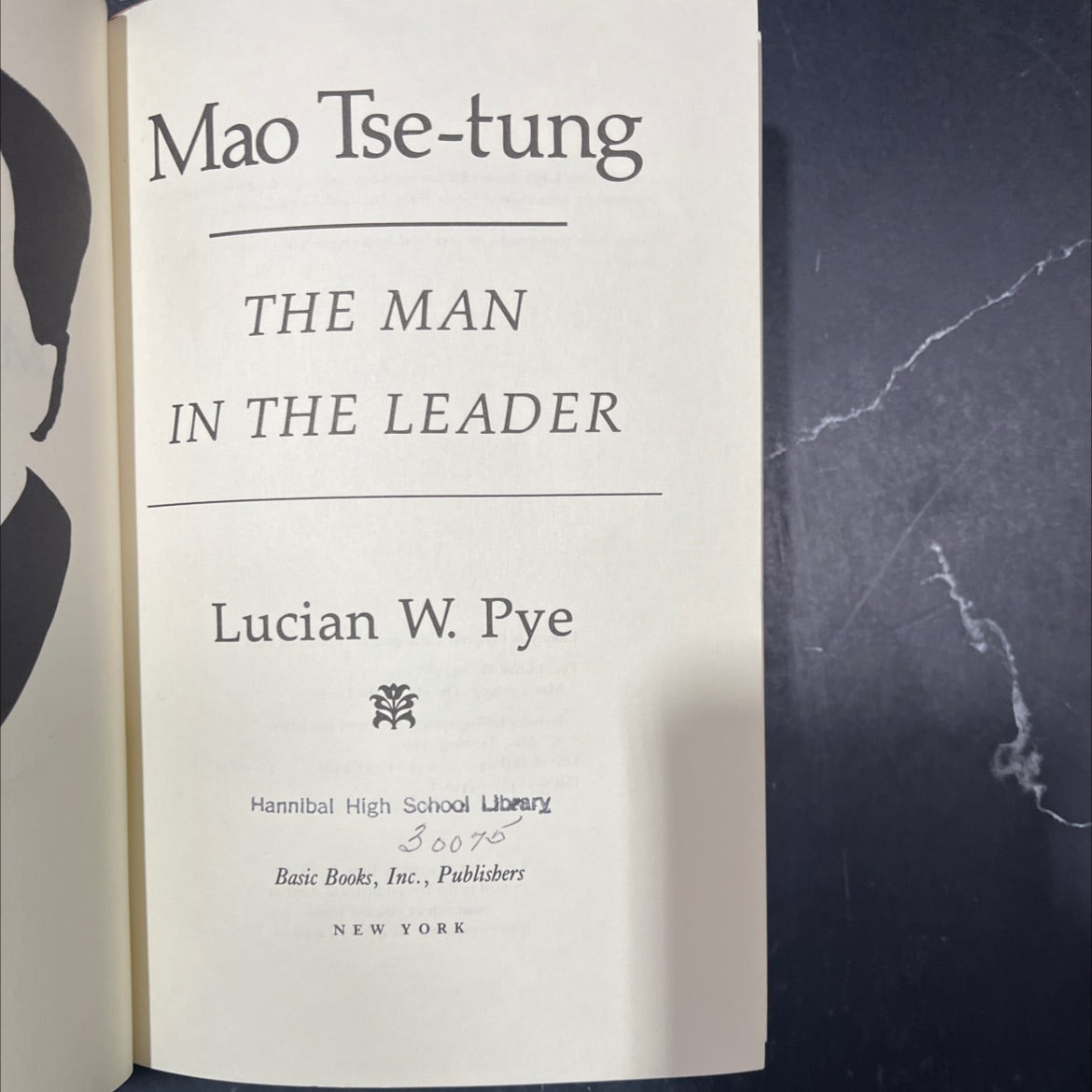 mao tse-tung the man in the leader book, by Lucian W. Pye, 1976 Hardcover image 2