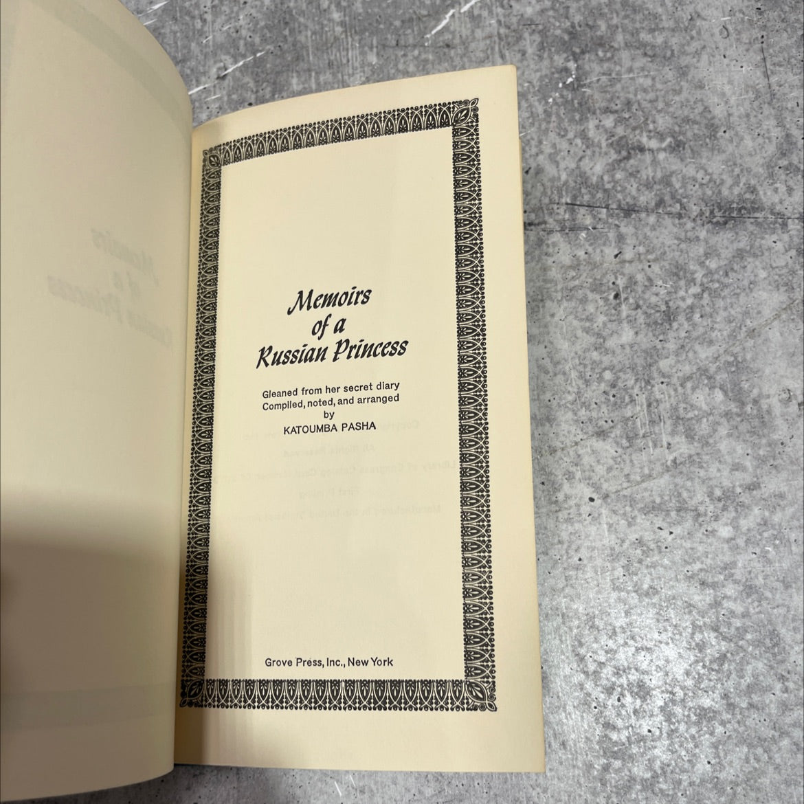 memoirs of a russian princess gleaned from her secret diary book, by katoumba pasha, 1967 Hardcover image 2