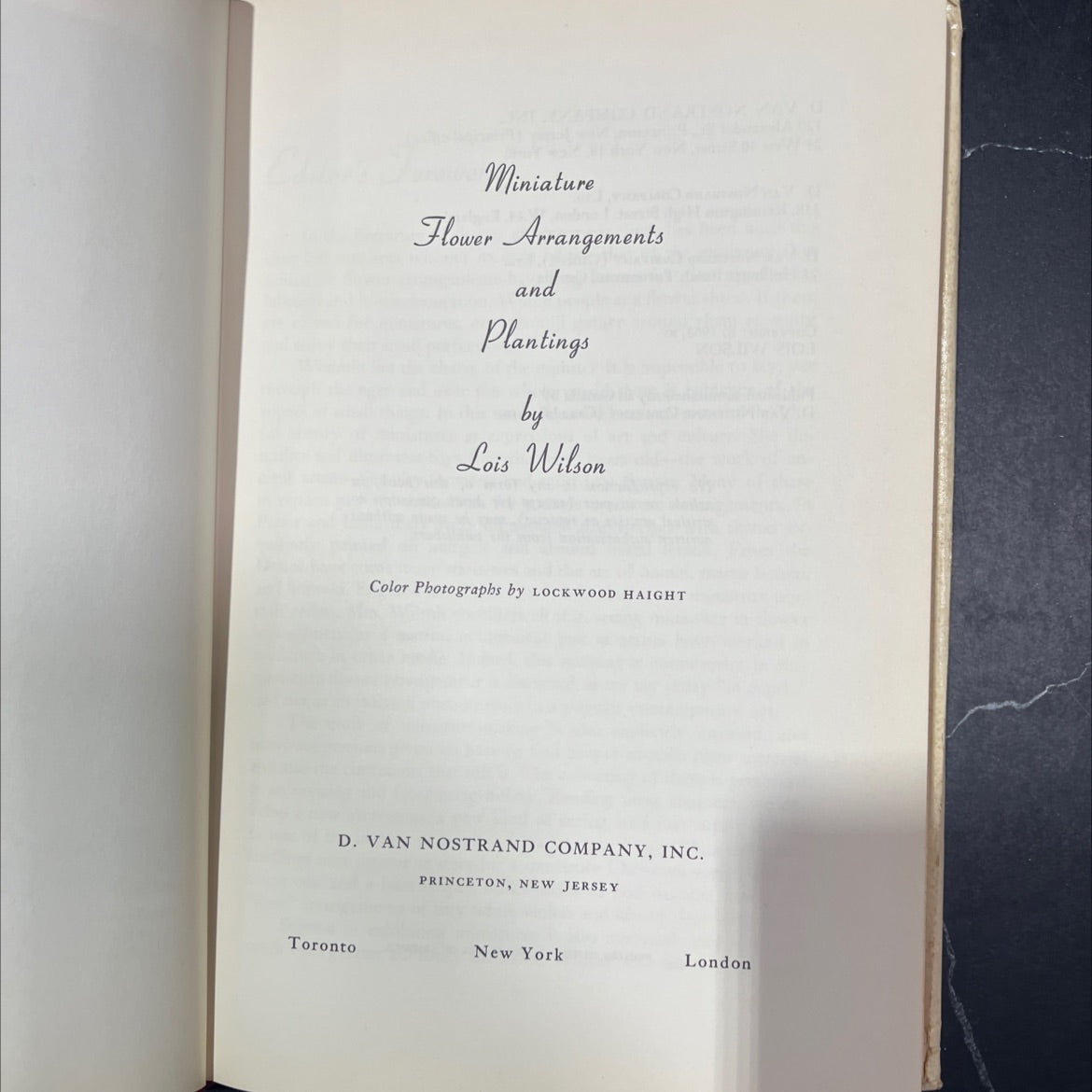miniature flower arrangements and plantings book, by Lois Wilson, 1963 Hardcover image 2
