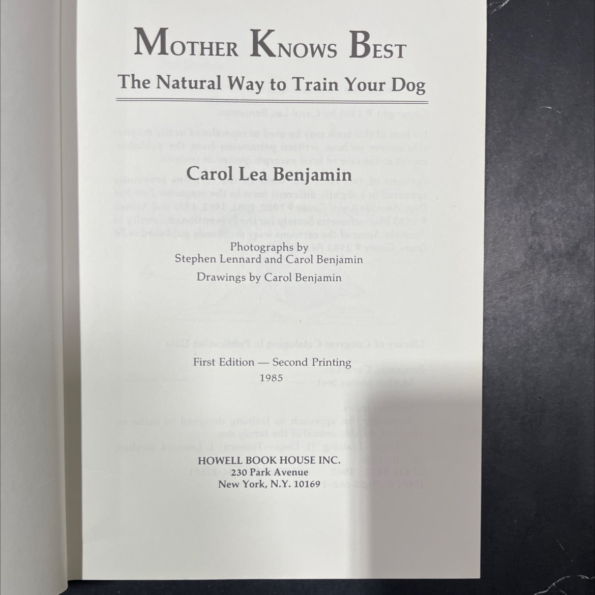 mother knows best the natural way to train your dog book, by Carol Lea Benjamin, 1985 Hardcover image 2