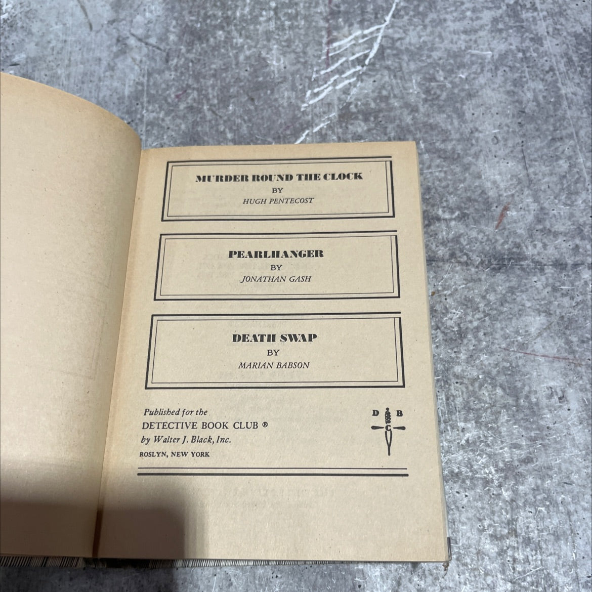 murder round the clock book, by hugh pentecost, 1985 Hardcover image 2