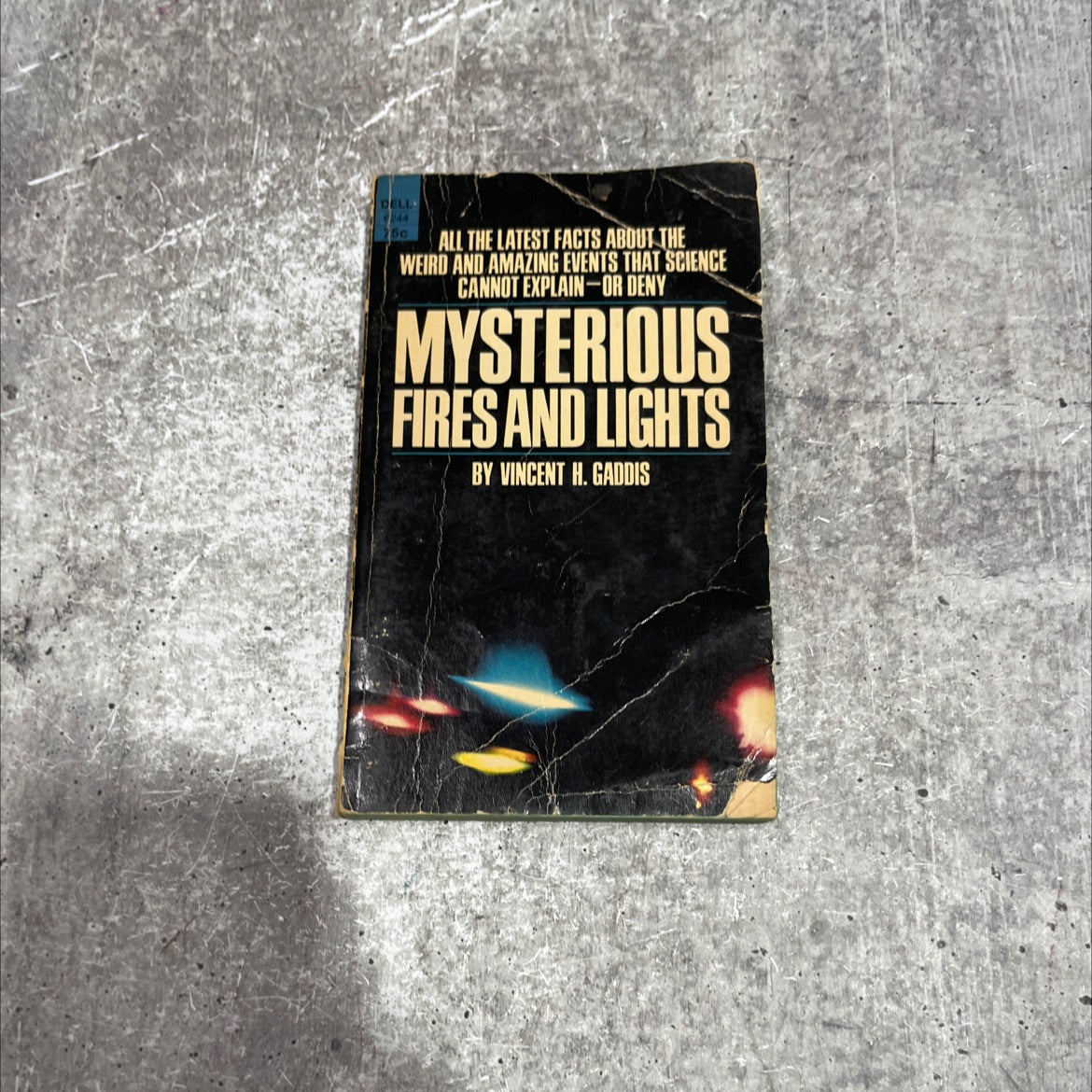 mysterious fires and lights book, by vincent h. gaddis, 1967 Paperback image 1