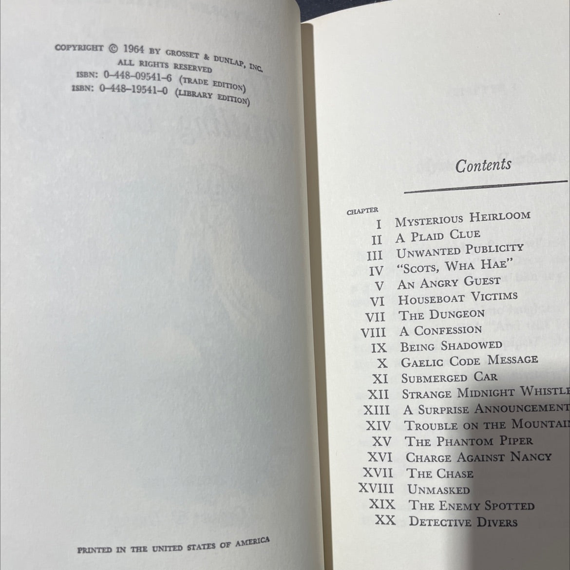 nancy drew mystery stories the clue of the whistling bagpipes book, by carolyn keene, 1964 Hardcover image 3