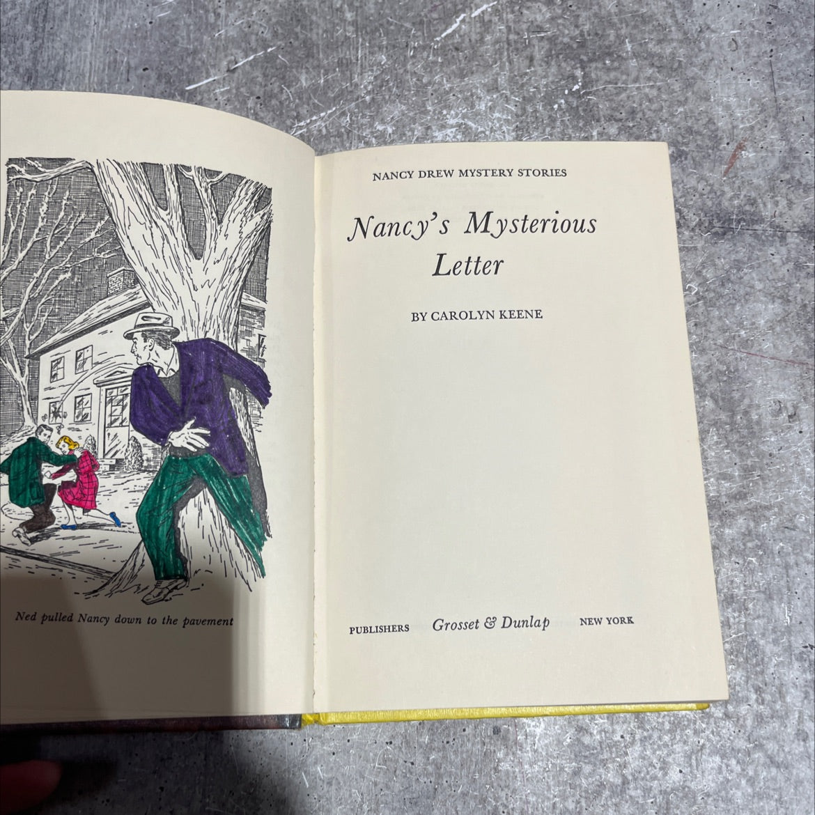 nancy's mysterious letter book, by carolyn keene, 1968 Hardcover image 2