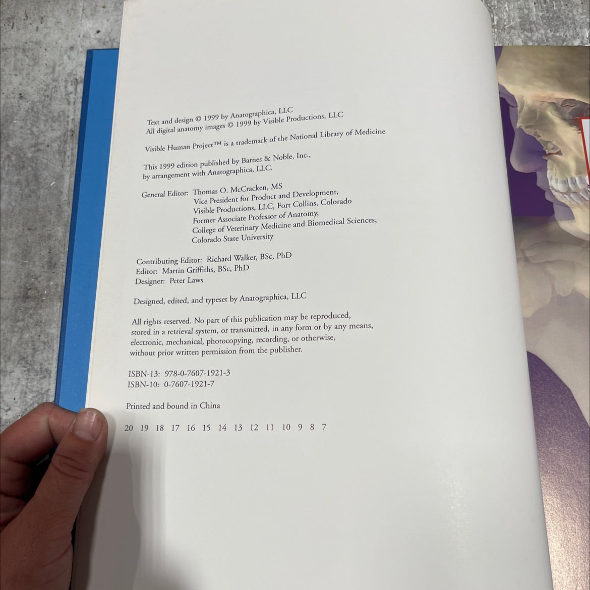 new atlas of human anatomy book, by Thomas McCracken, 1999 Hardcover image 3