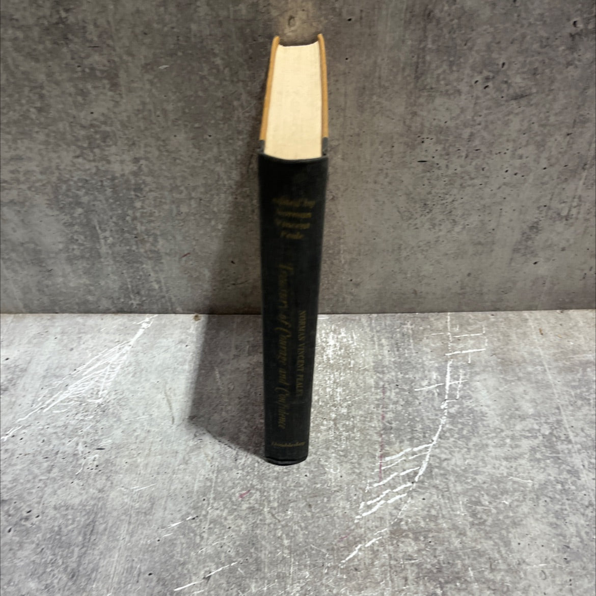 norman vincent peale's treasury of courage and confidence book, by norman vincent peale, 1970 Hardcover image 4