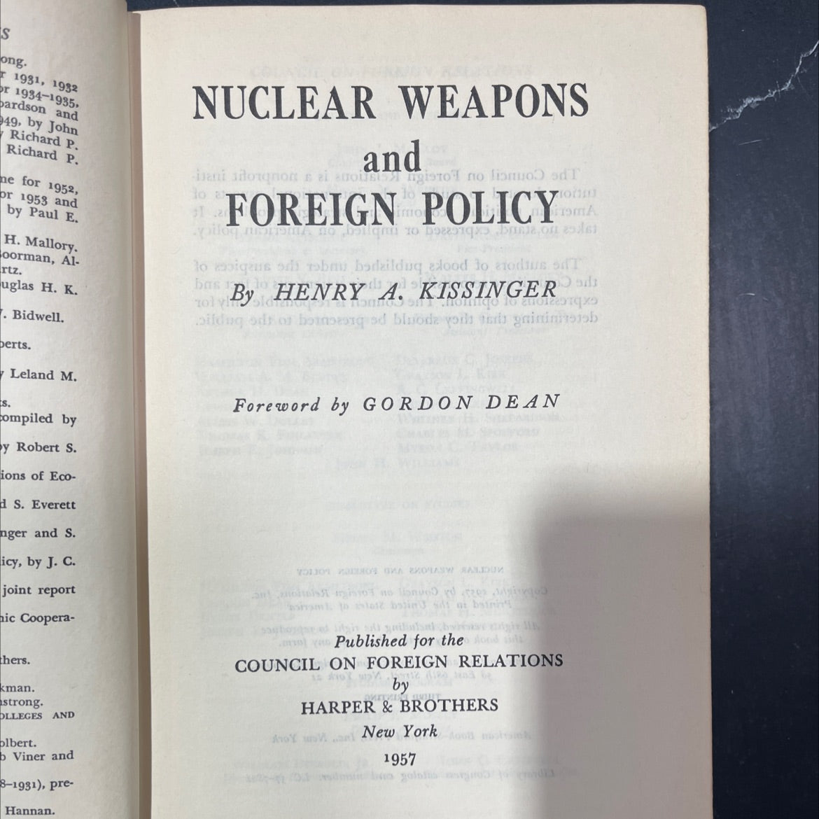 nuclear weapons and foreign policy book, by council on foreign relations, 1957 Hardcover image 2
