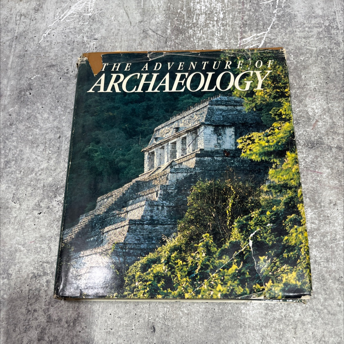 of the adventure archaeology book, by Brian M. Fagan, 1985 Hardcover image 1