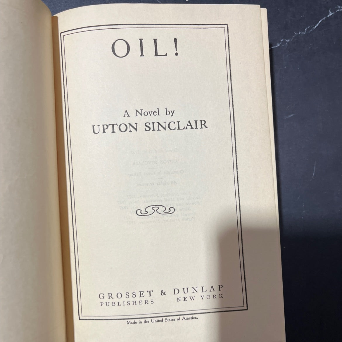 oil! a novel book, by upton sinclair, 1927 Hardcover image 2
