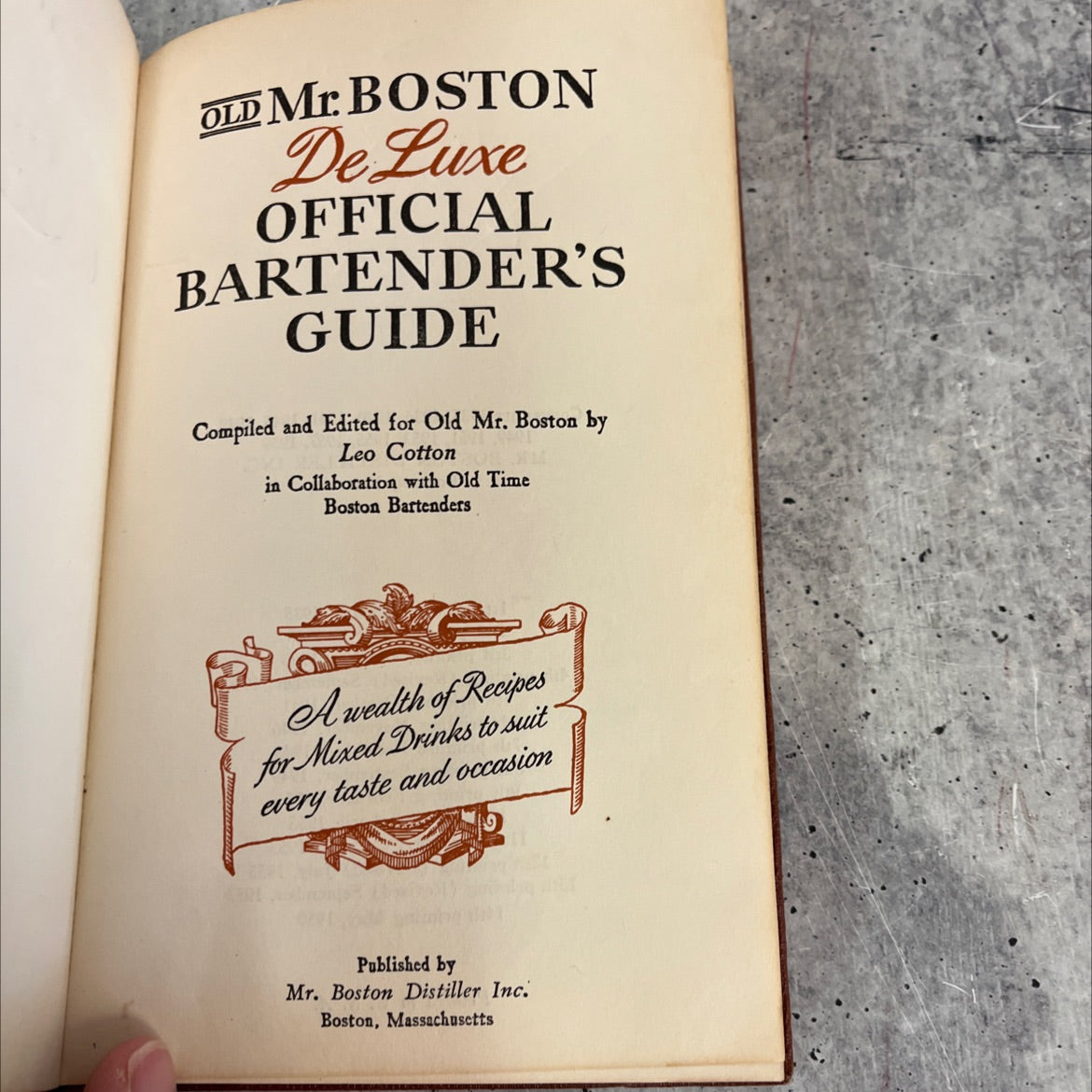 old mr. boston de luxe official bartender's guide book, by leo cotton, 1959 Hardcover image 2