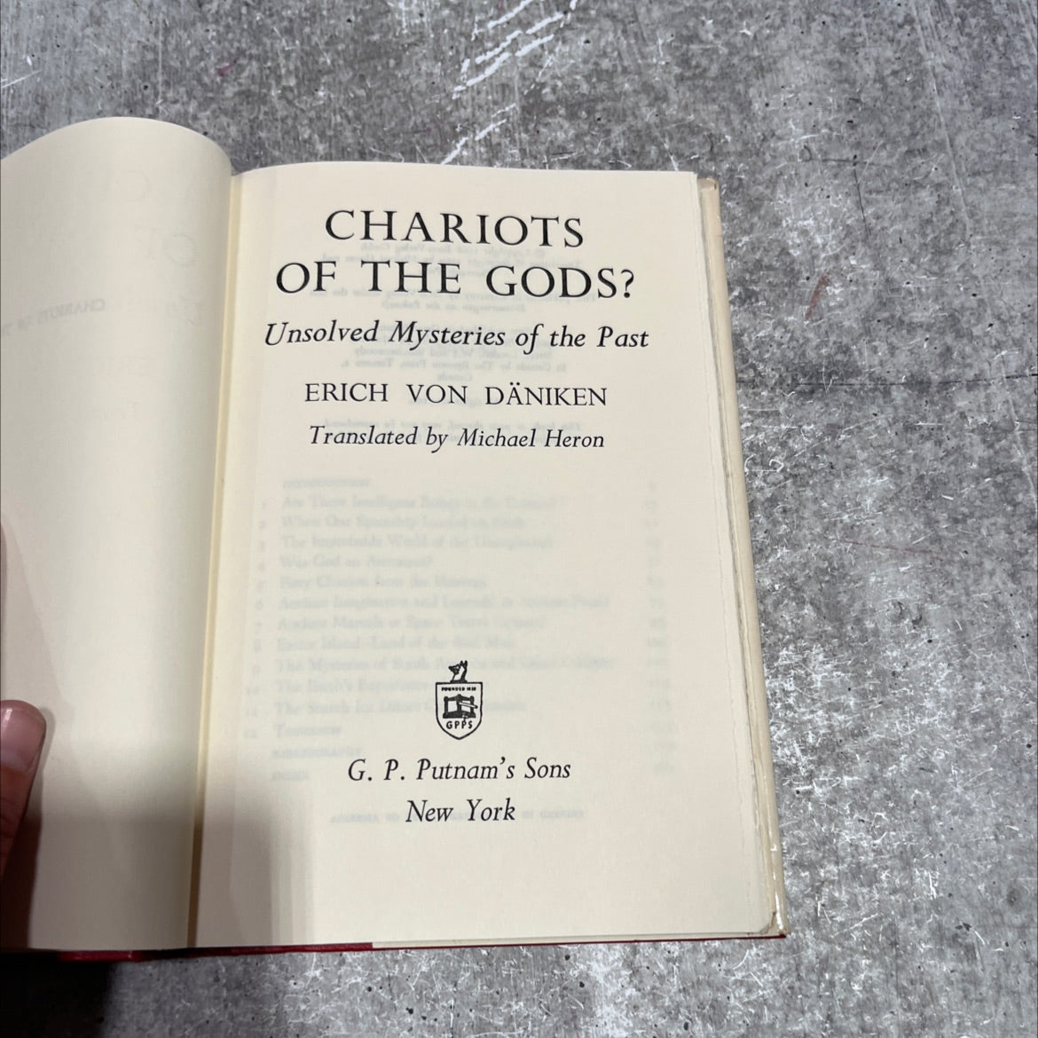 omadh chariots of the gods? unsolved mysteries of the past book, by erich von däniken, 1970 Hardcover image 2