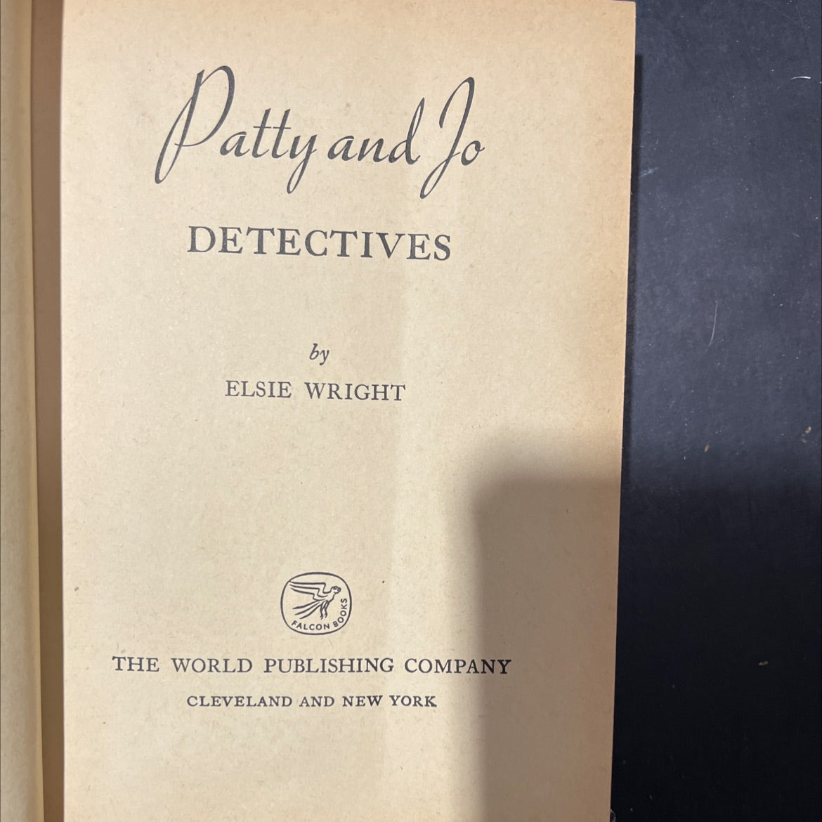 patty and jo detectives book, by elsie wright falcon, 1948 Hardcover image 2