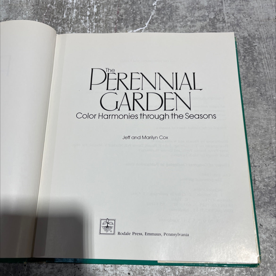 perennial garden book, by Jeff and Marilyn Cox, 1985 Hardcover image 2