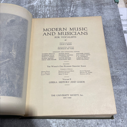 phases of operatic history book, by gustav konné, 1918 Hardcover image 1