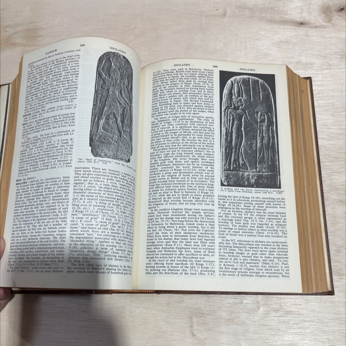 pictorial bible dictionary book, by merrill c. tenney, 1968 Hardcover image 4